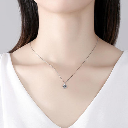 Fashion Necklace / White Gold